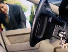 Security Locksmith Services Saint Charles, MO 636-234-0219 - 19-Locked-keys-in-car